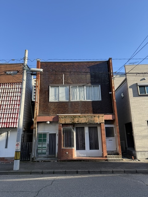 営所通1番町　1階貸店舗