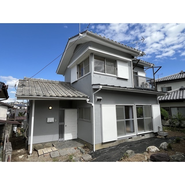 八幡町戸建