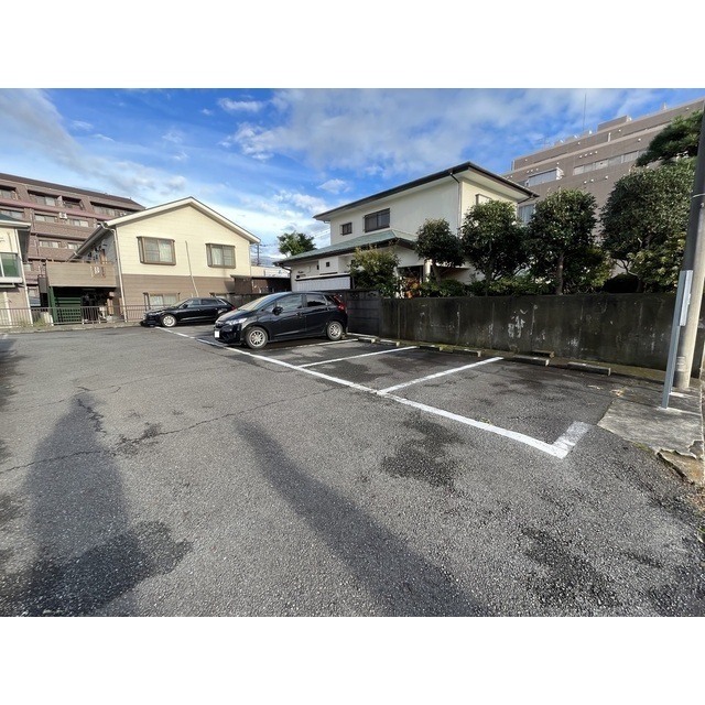 大鋸駐車場
