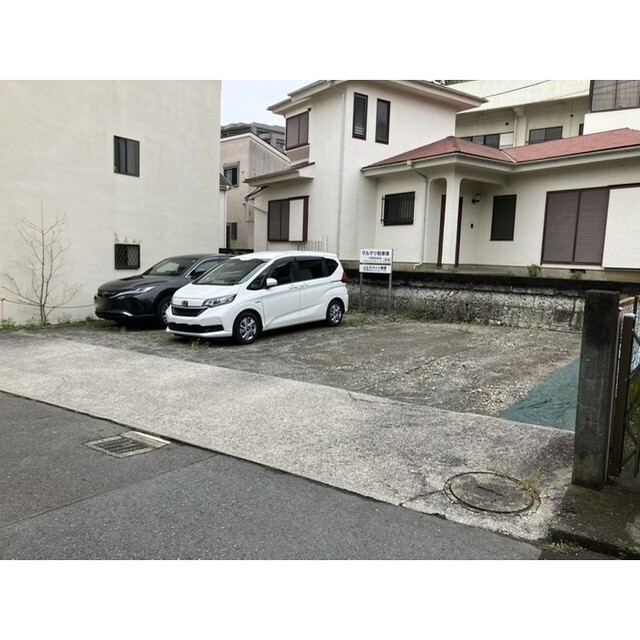 マルマツ駐車場