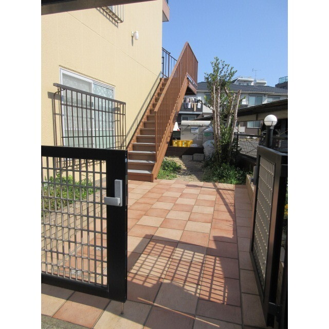 グランシャリオⅠ番館