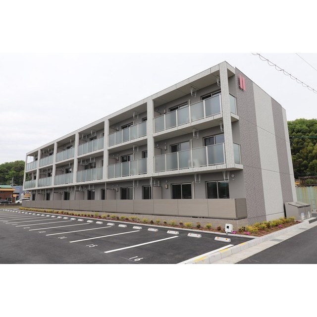ＩＶＹ ＥＡＳＴ 新池
