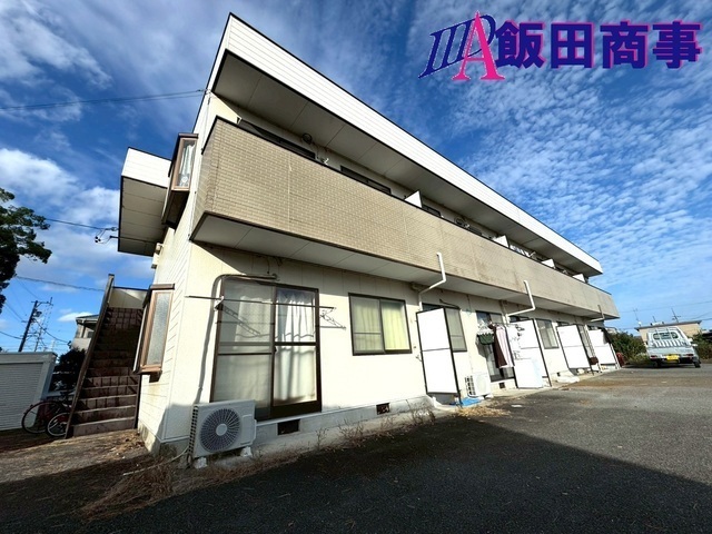 M’s house