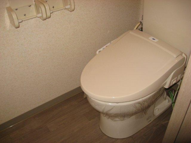 シャワー付トイレ