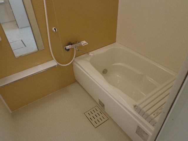 バス