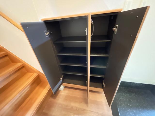 シューズボックス