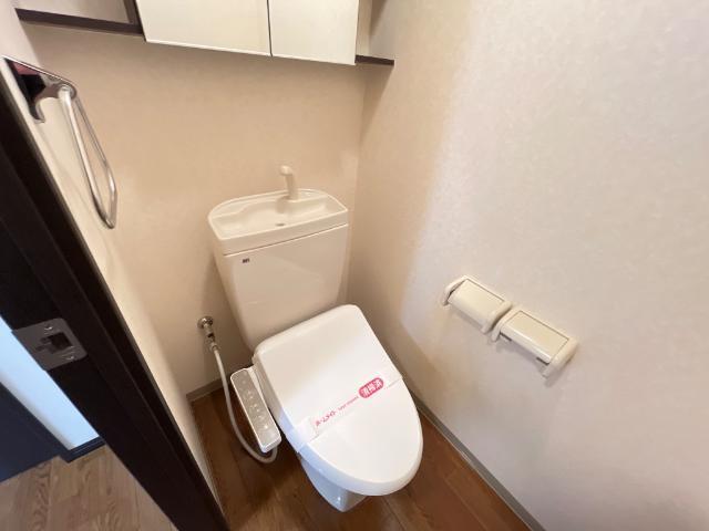 シャワー付トイレ