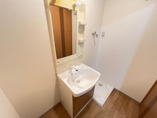 洗髪洗面化粧台