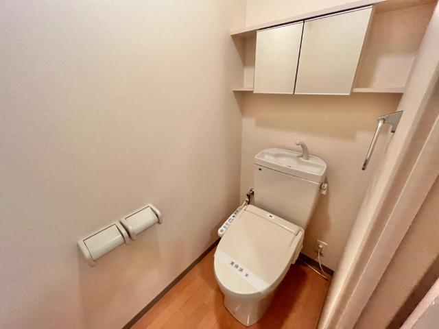 シャワー付トイレ