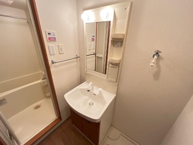 洗髪洗面化粧台