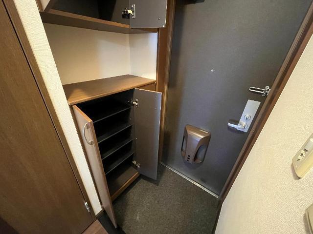 玄関・下駄箱