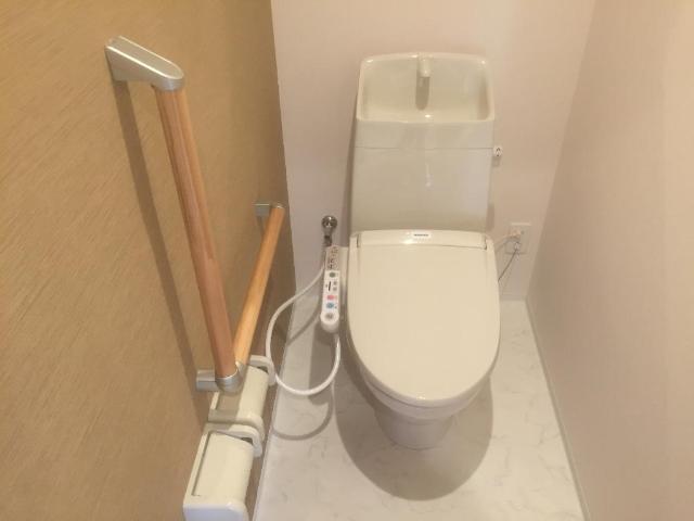 シャワー付トイレ