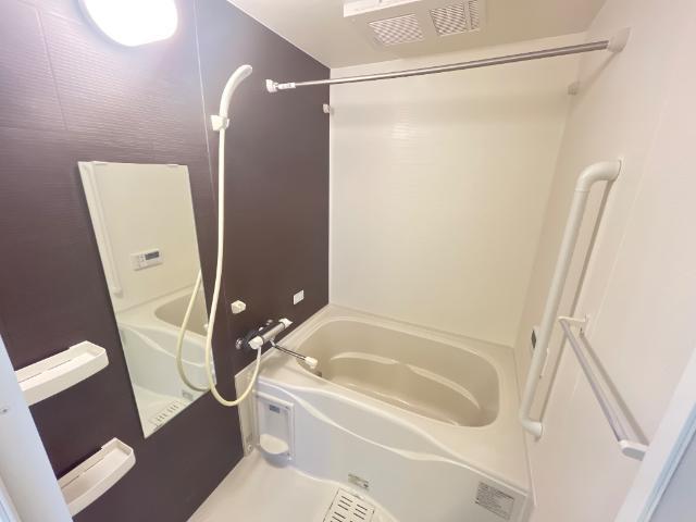 バス