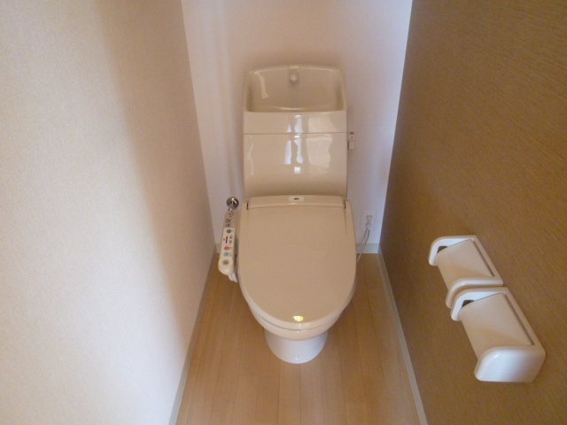 シャワー付トイレ