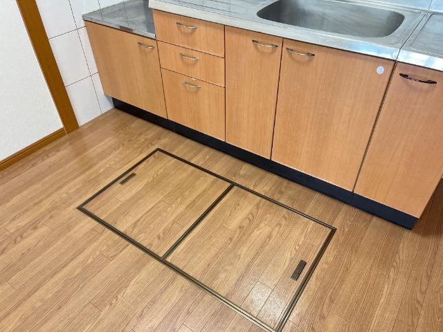 床下収納