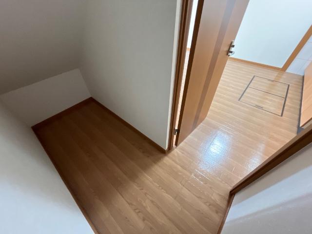 階段下収納