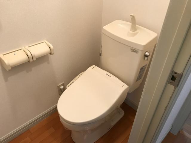 シャワー付トイレ