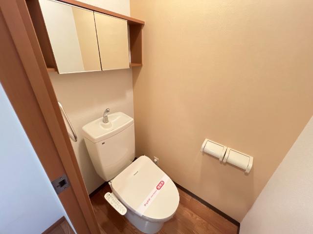 シャワー付トイレ