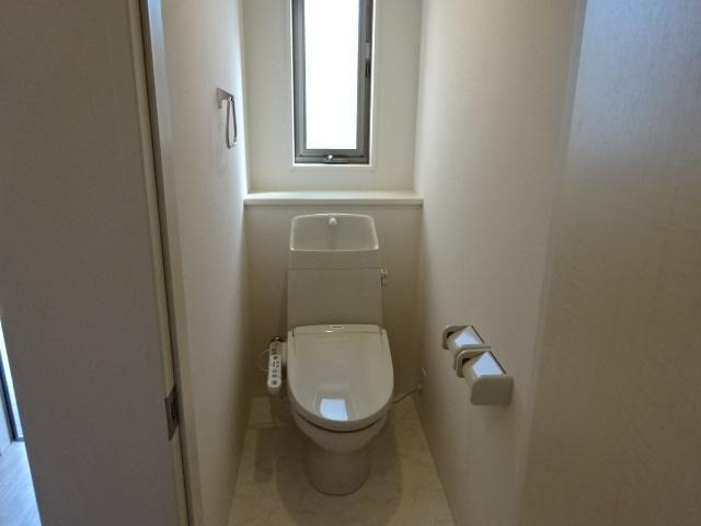 シャワー付トイレ