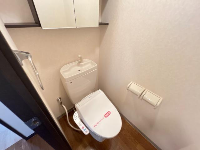 シャワー付トイレ