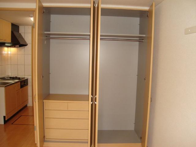 クローゼット内