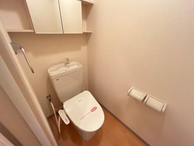 シャワー付トイレ