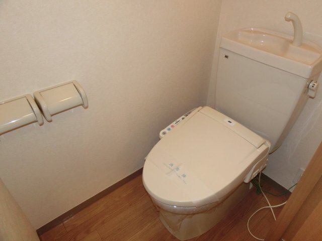 シャワー付トイレ