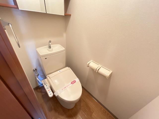 シャワー付トイレ