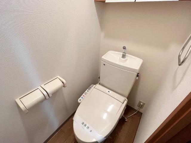 シャワー付トイレ