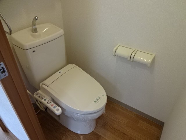 シャワー付トイレ