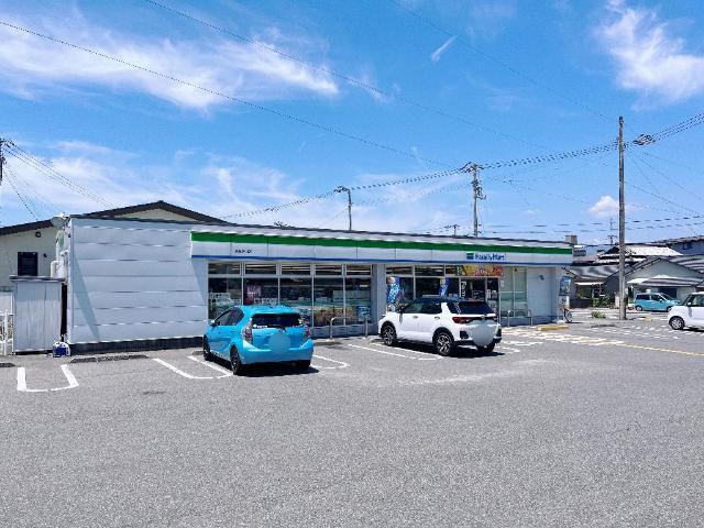 ファミリーマート高知神田店