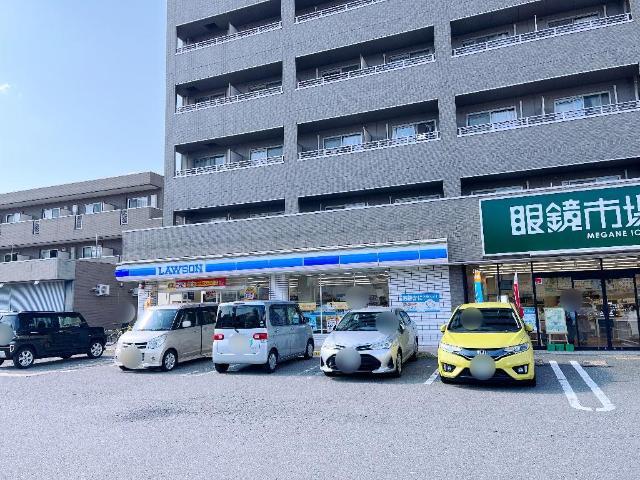 ローソン高知朝倉駅前店