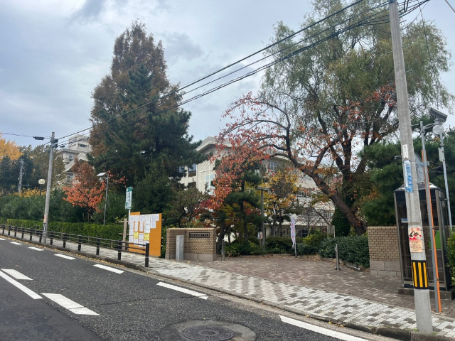 新潟市立寄居中学校