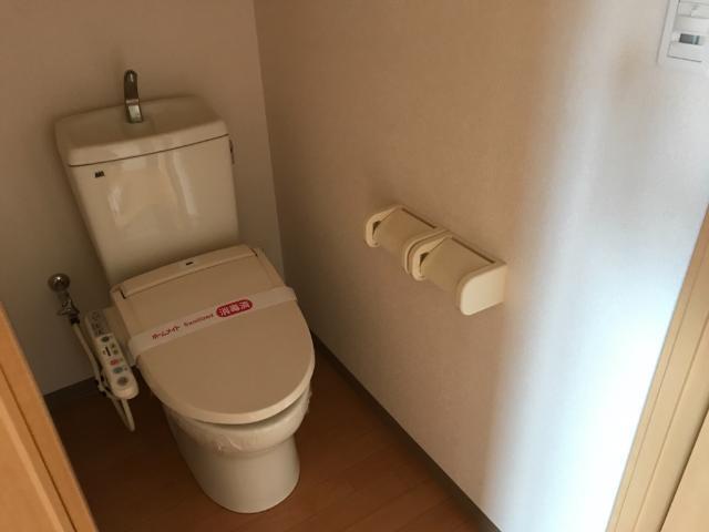 シャワー付トイレ