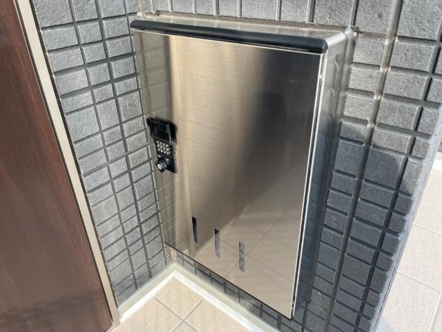 宅配ボックス