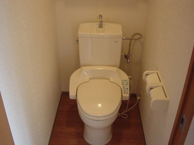 シャワー付トイレ