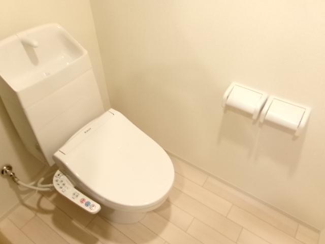 シャワー付トイレ