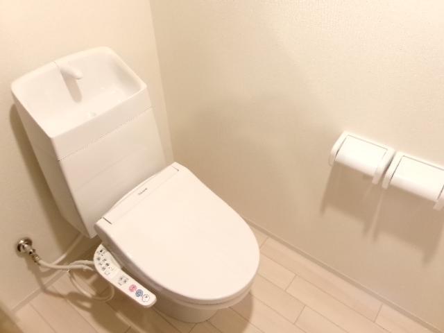 シャワー付トイレ