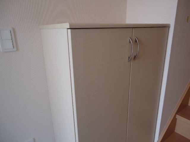 シューズボックス
