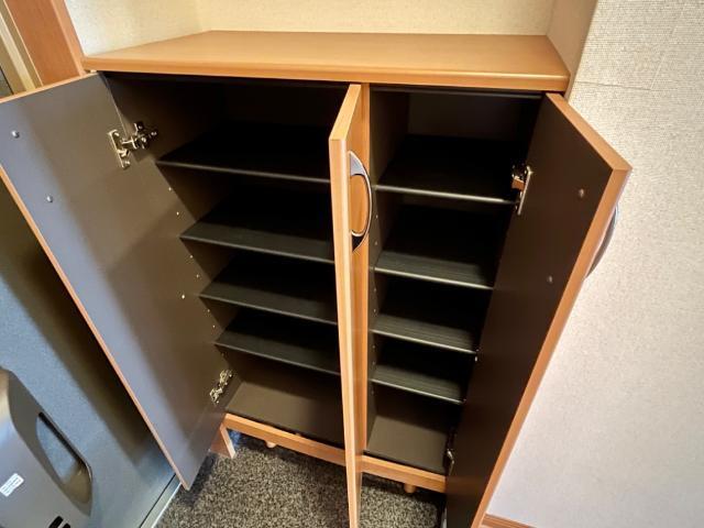 シューズボックス