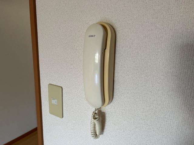 インターホン