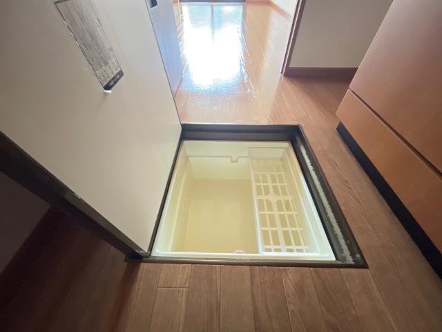 床下収納