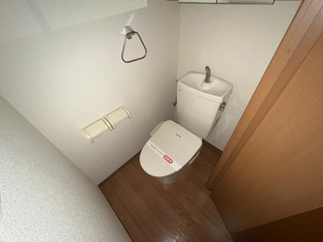 シャワー付トイレ