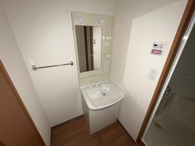 洗髪洗面化粧台