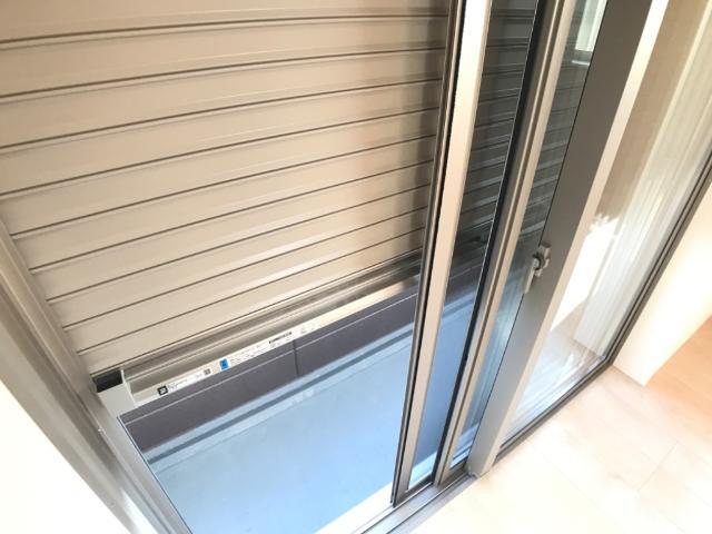 シャッター雨戸