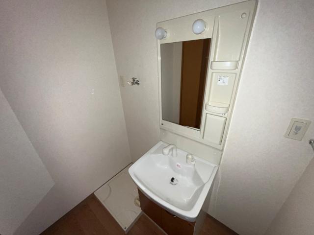 洗髪洗面化粧台