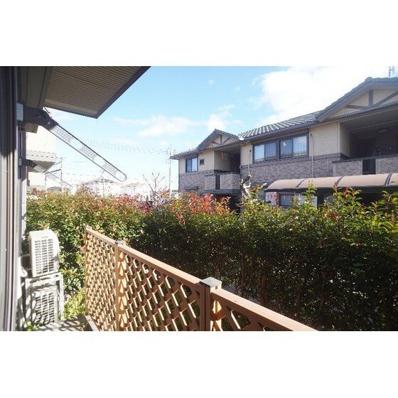 こちらは102号室になります。