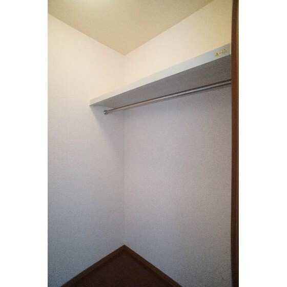 こちらは102号室になります。