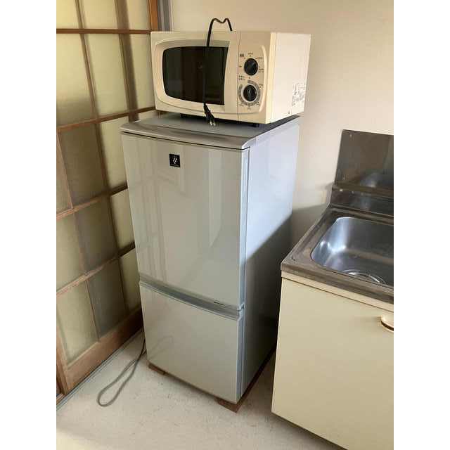 電子レンジ、冷蔵庫