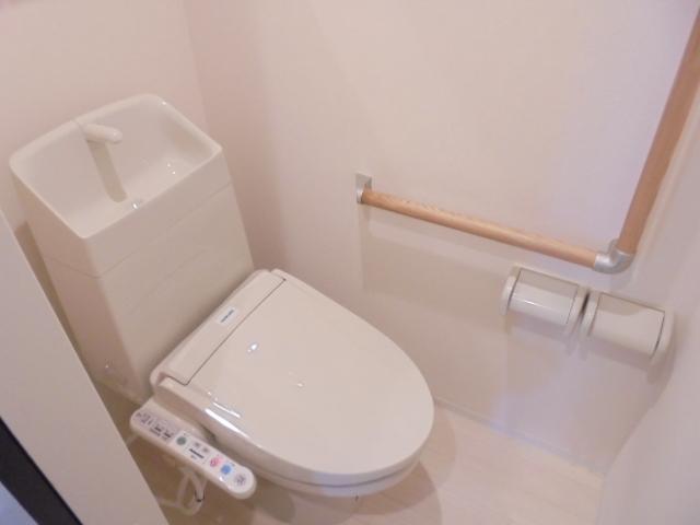 シャワー付トイレ